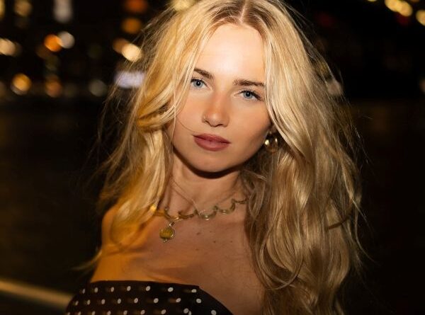 Claire Rosinkranz by Aubrie Danae